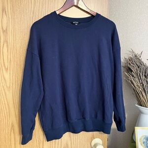 Buffalo relaxed fit navy Crewneck sweatshirt - women’s sz M